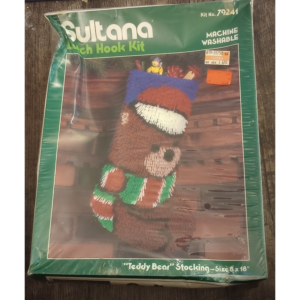 Vintage Sultana Teddy Bear Latch Hook Kit Stocking 8"x18" USA NOS SEALED 79241